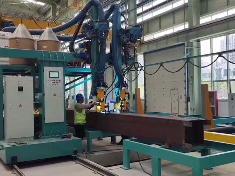 Двойная-консольная-дуговая-сварка-под-флюсом